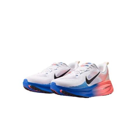 Zapatilla de running para hombre - Nike Vomero 18 - HM6803-114 - Vista ángulo