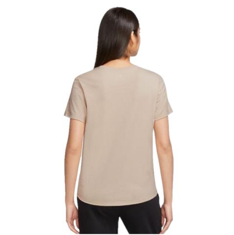 camiseta-mujer-nike-club-dx7902-126-beige-img1